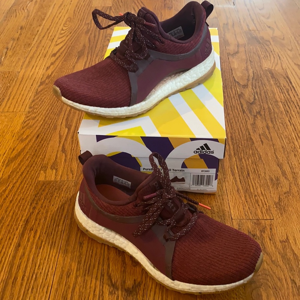 Adidas PureBoost x All Terrain ultraboost running shoes in burgundy size 6.5